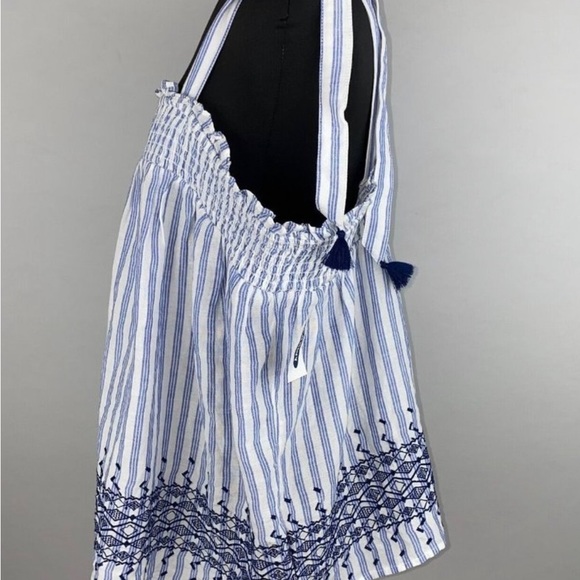 Old Navy NWT Sz Small Blue/White Smocked Striped
Embroidered Tie Strap Tank Top - Picture 4 of 9